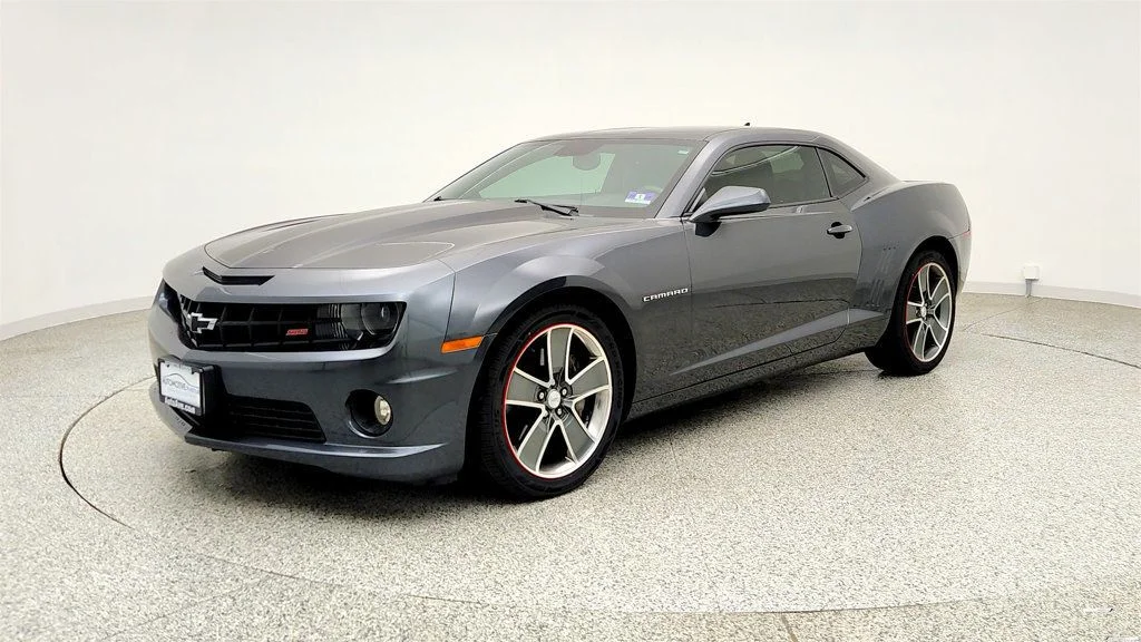 Used 2010 Cyber Gray Metallic Chevrolet 2dr Coupe 2SS w/ RS Package & Black Stripe Package image 1