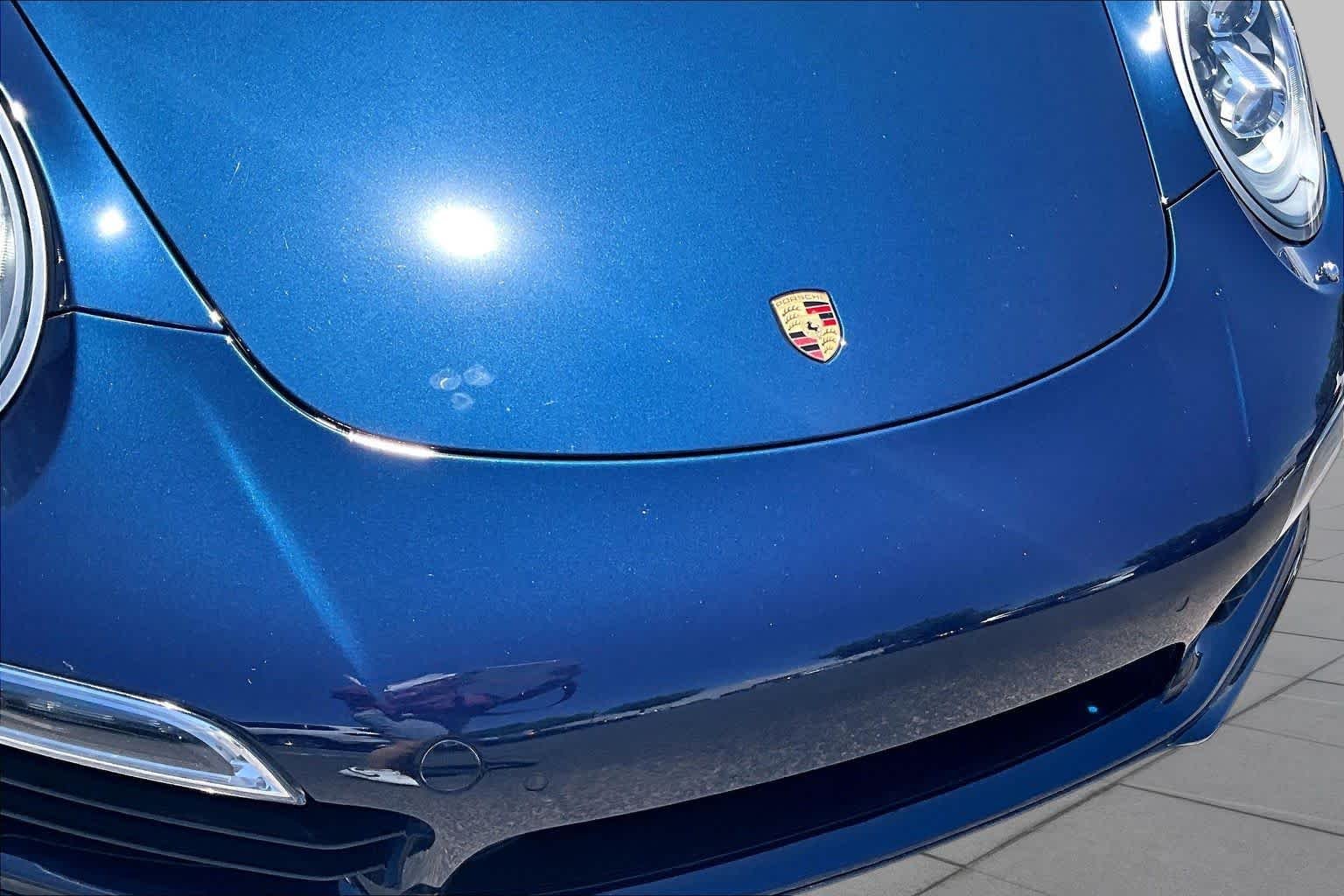 Used 2014 Dark Blue Metallic Porsche Turbo S image 25