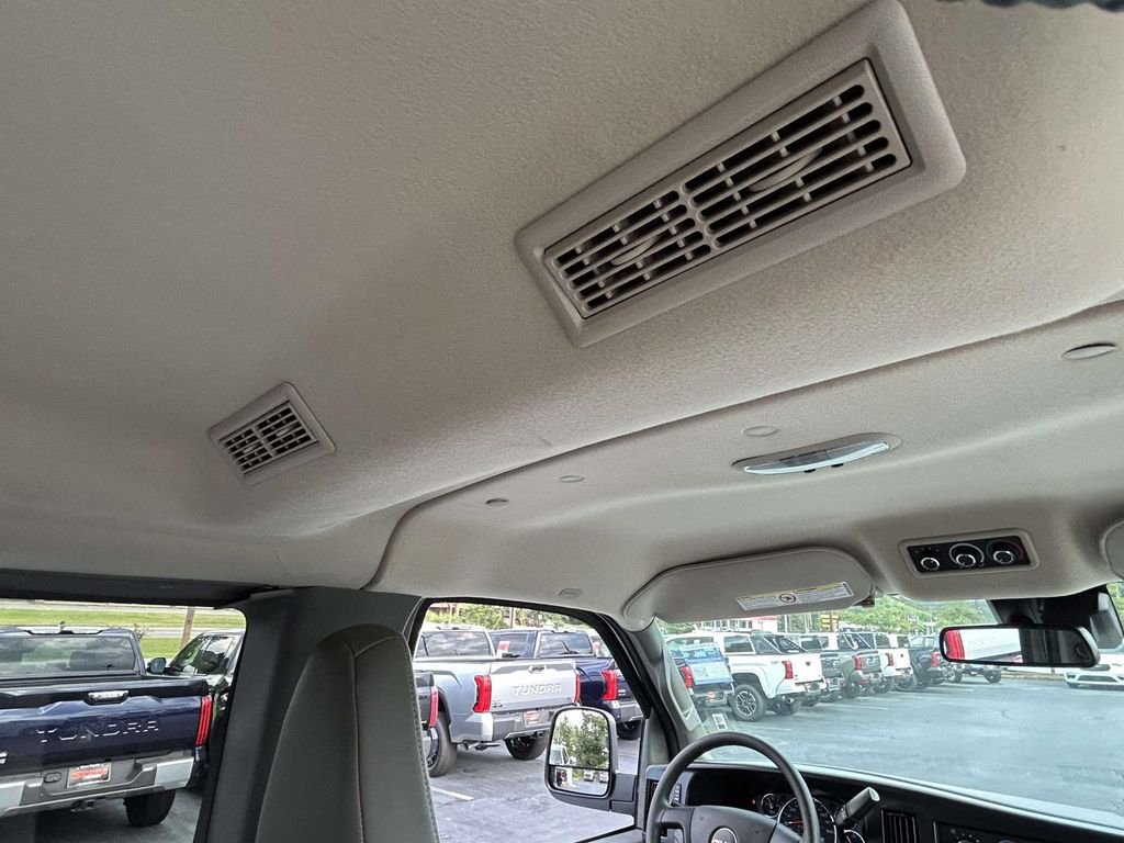 2026 GMC Savana Passenger LT - Photo 17