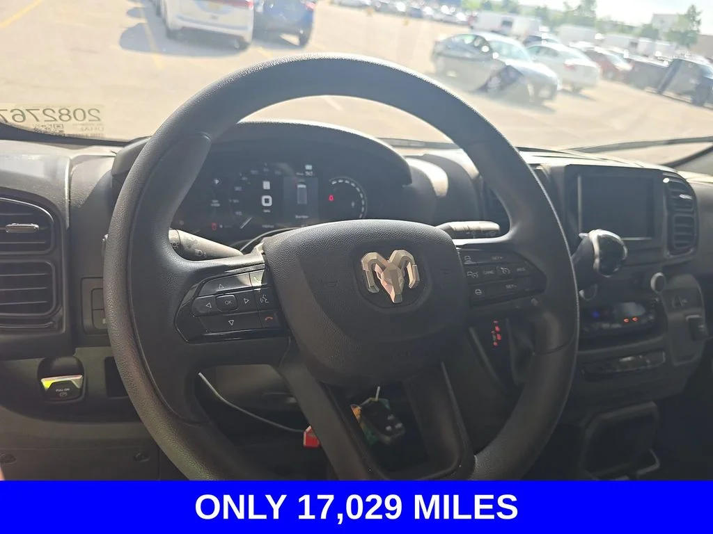 Used 2025 White Ram Base image 5