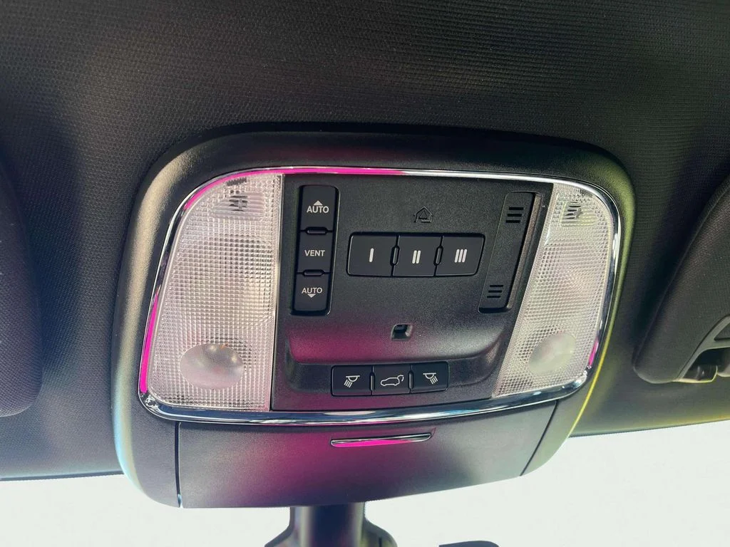 Used 2019 Octane Red Pearlcoat Dodge R/T image 16