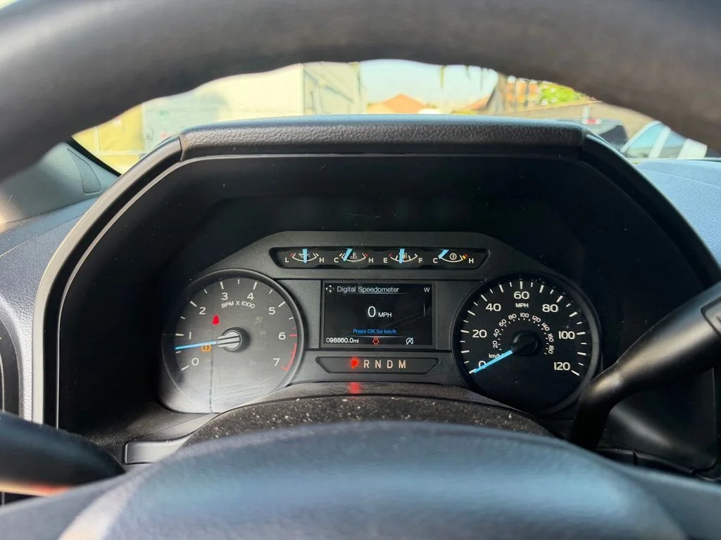 Used 2018 White Ford XL image 20
