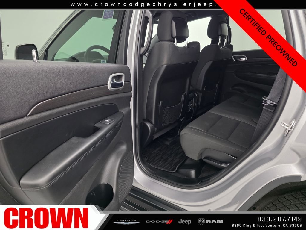 Certified Used 2018 Silver Jeep Laredo E image 21