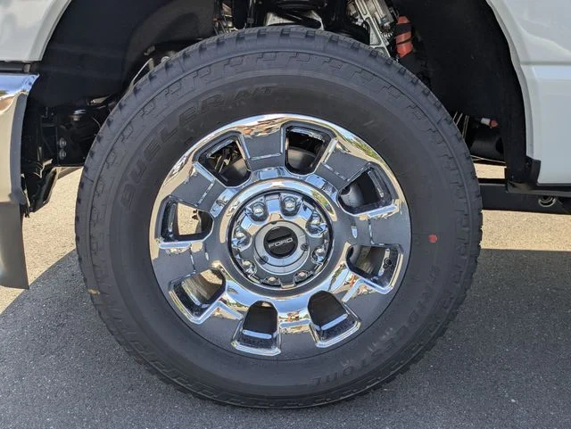 New 2026 Star White Metallic Tri-Coat Ford F-250® King Ranch® image 11