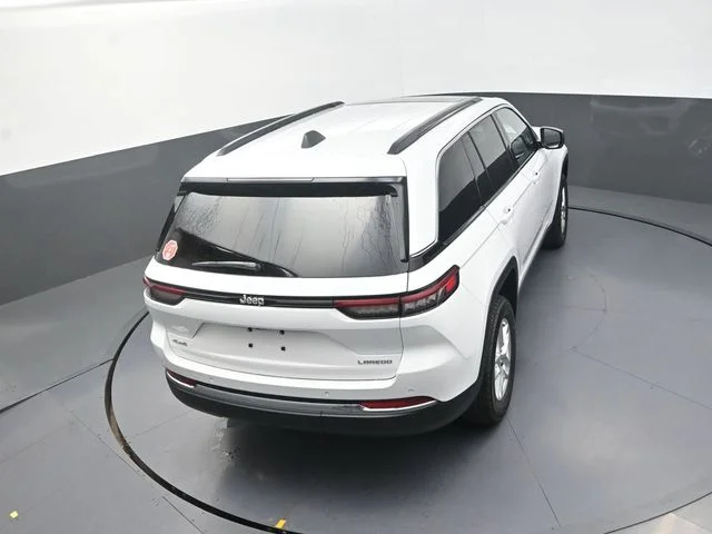 New 2026 Bright White Clearcoat Jeep Laredo X image 17