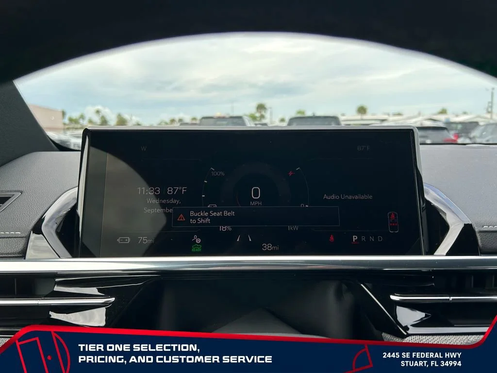 New 2026 Summit White GMC Elevation Extended Range image 26