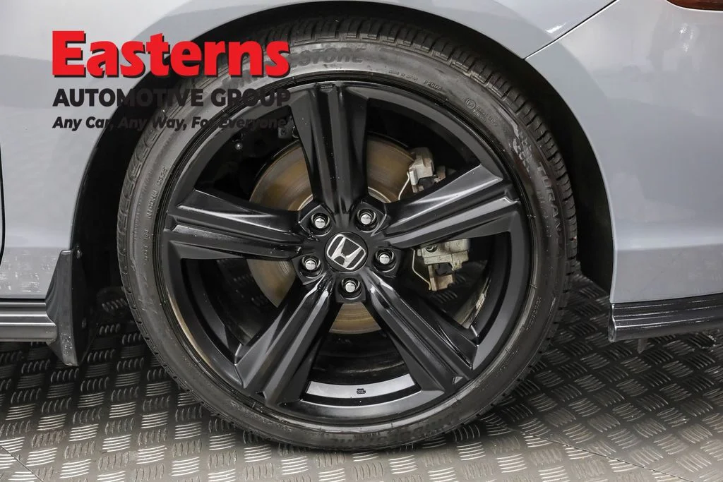 Used 2025 Gray Honda Sport image 29