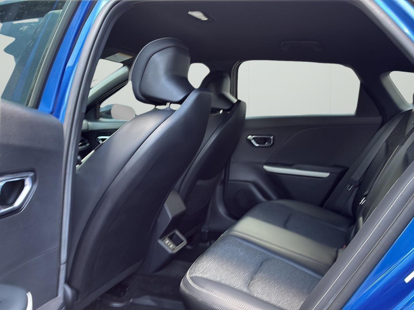 Used 2025 Wave Blue Kia GT-Line image 18