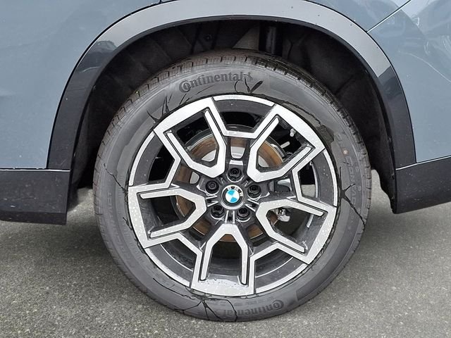 New 2026 Storm Bay Metallic BMW xDrive28i image 8
