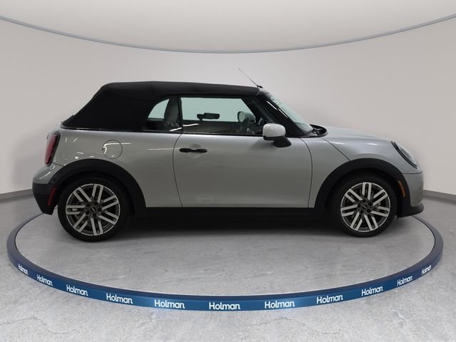 Used 2026 Silver MINI Classic image 5