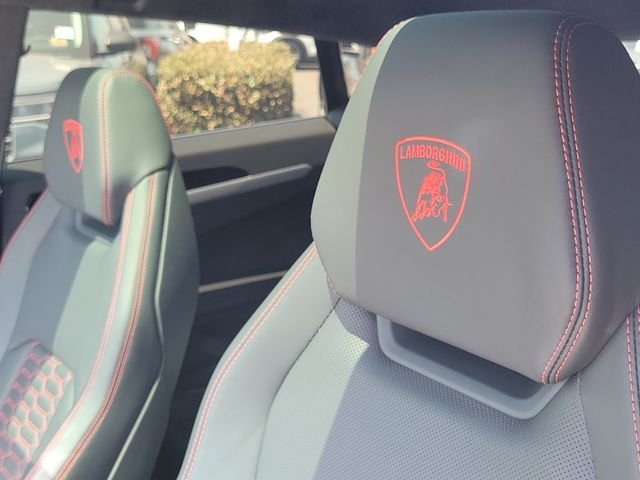 Used 2024 Nero Noctis Metallic Lamborghini S image 22