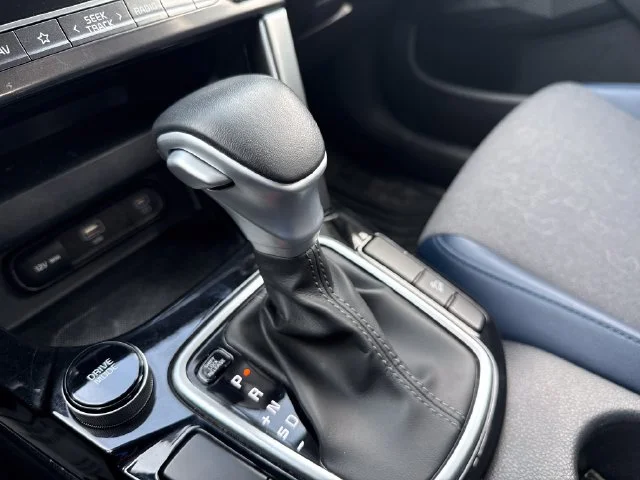 Used 2024 Black Kia S image 24
