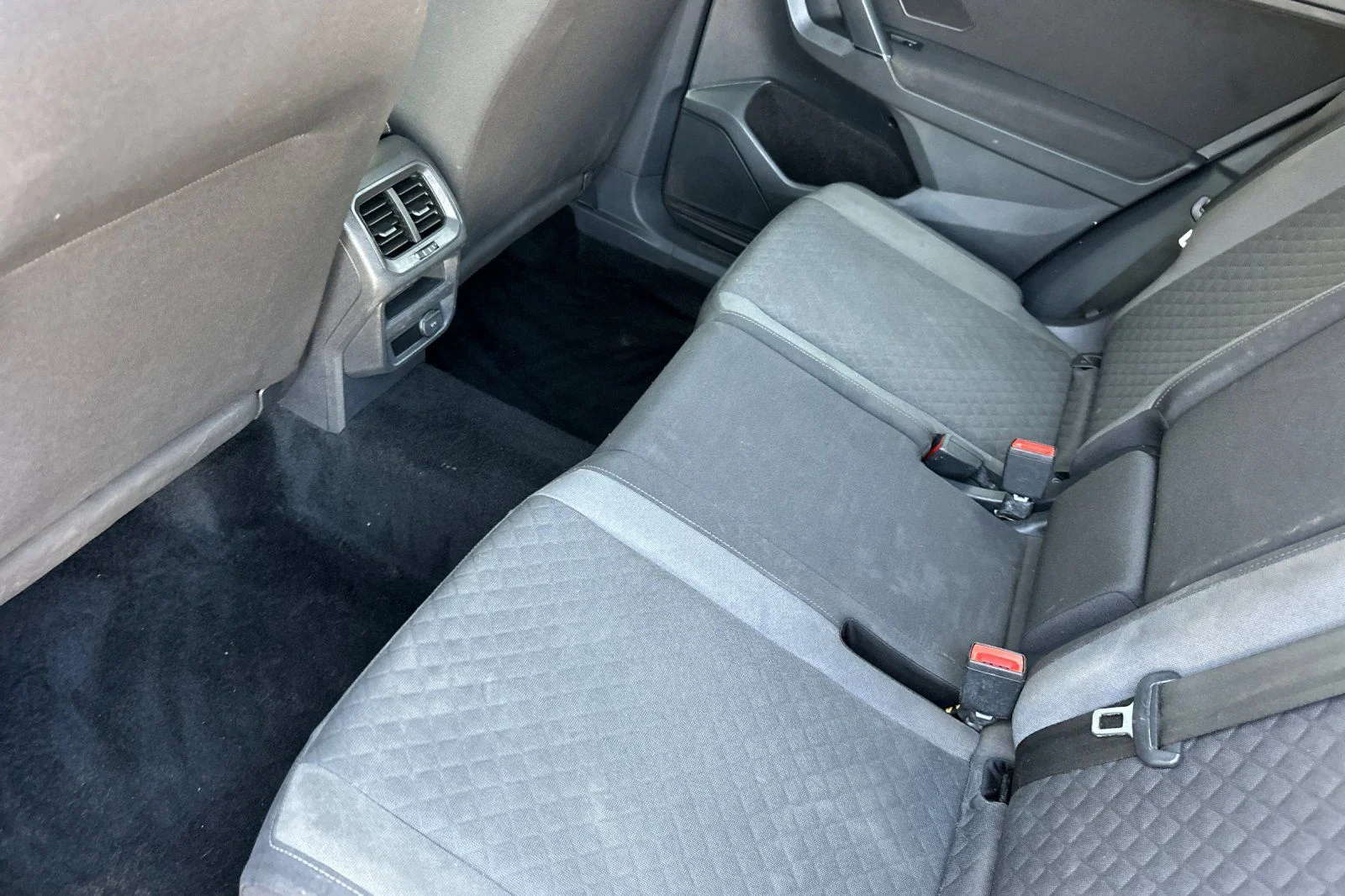 Used 2020 Silver Volkswagen 2.0T S image 12