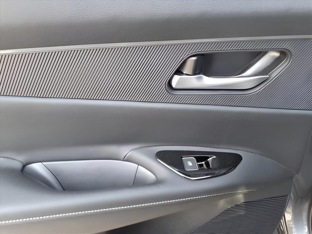 2025 Nissan Murano SV - Photo 6