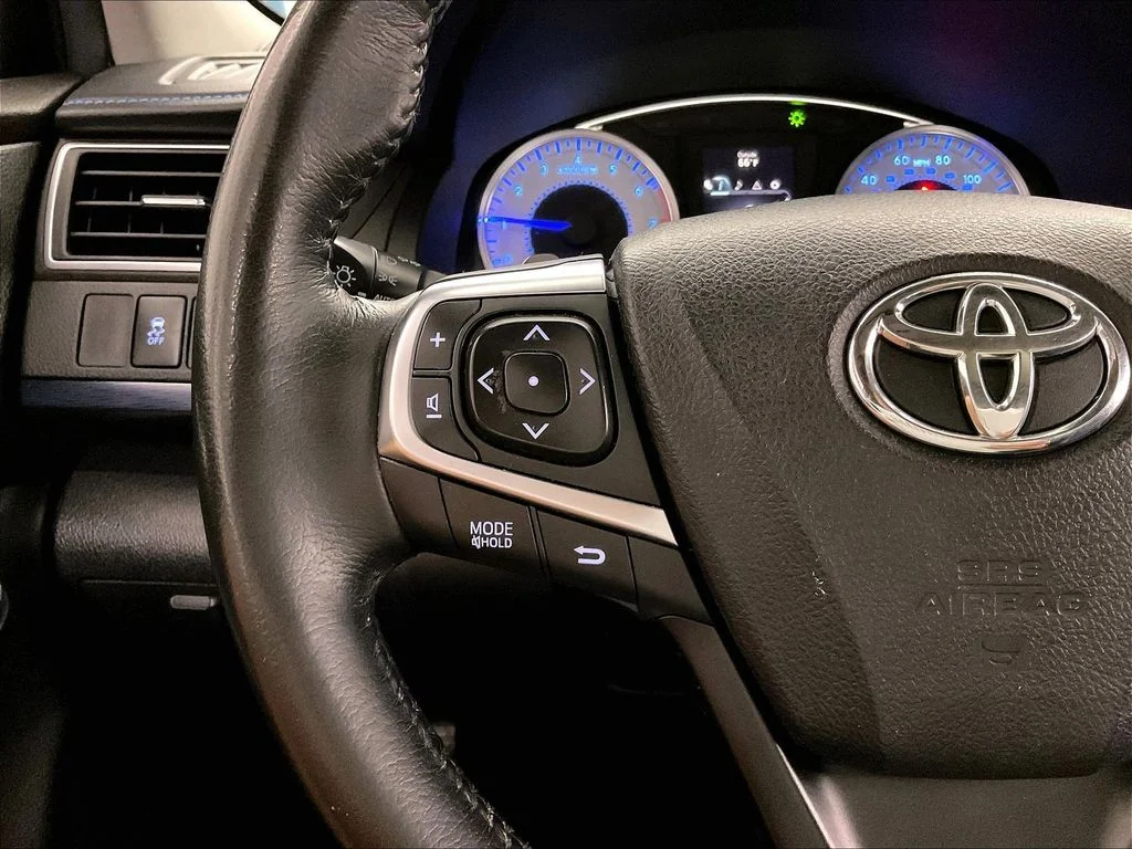 Used 2016 White Toyota Special Edition image 22