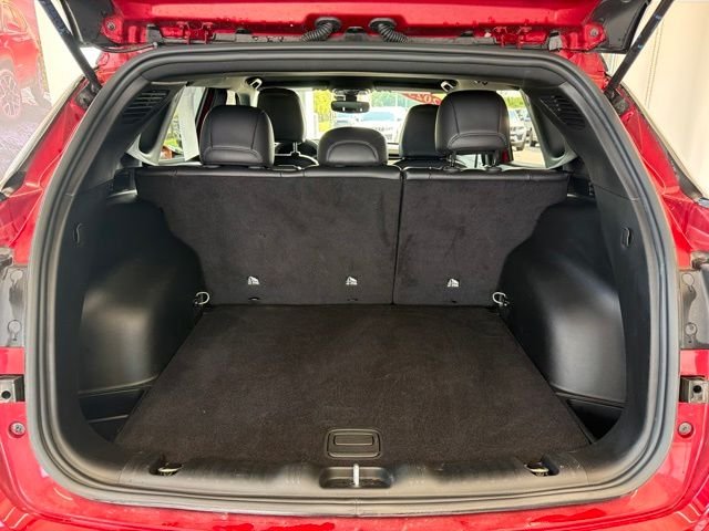 Used 2025 Red Jeep Limited image 6