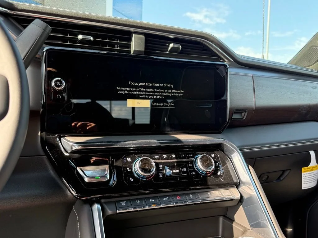 New 2026 Summit White GMC Denali Ultimate image 25
