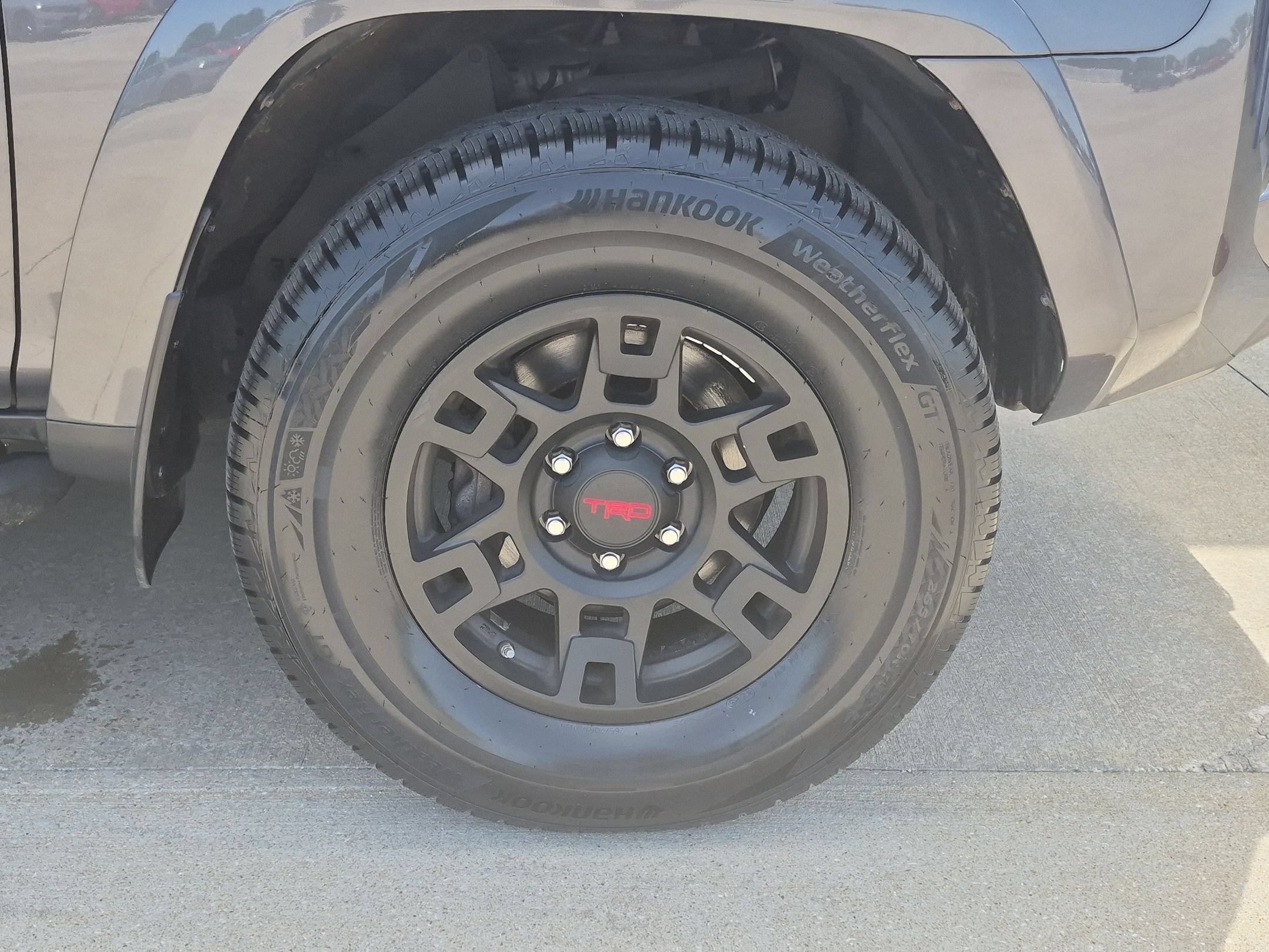Used 2021 Magnetic Gray Metallic Toyota SR5 Premium 4WD image 33