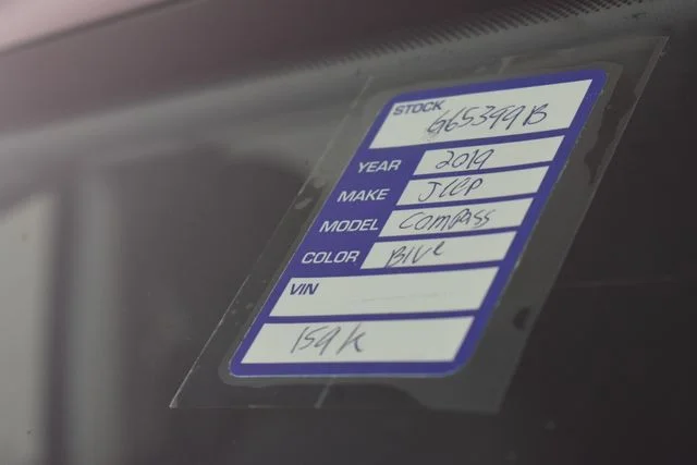 Used 2019 Blue Jeep Sport image 17