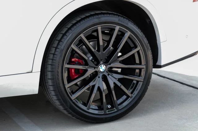 Used 2026 Alpine White BMW xDrive40i image 65
