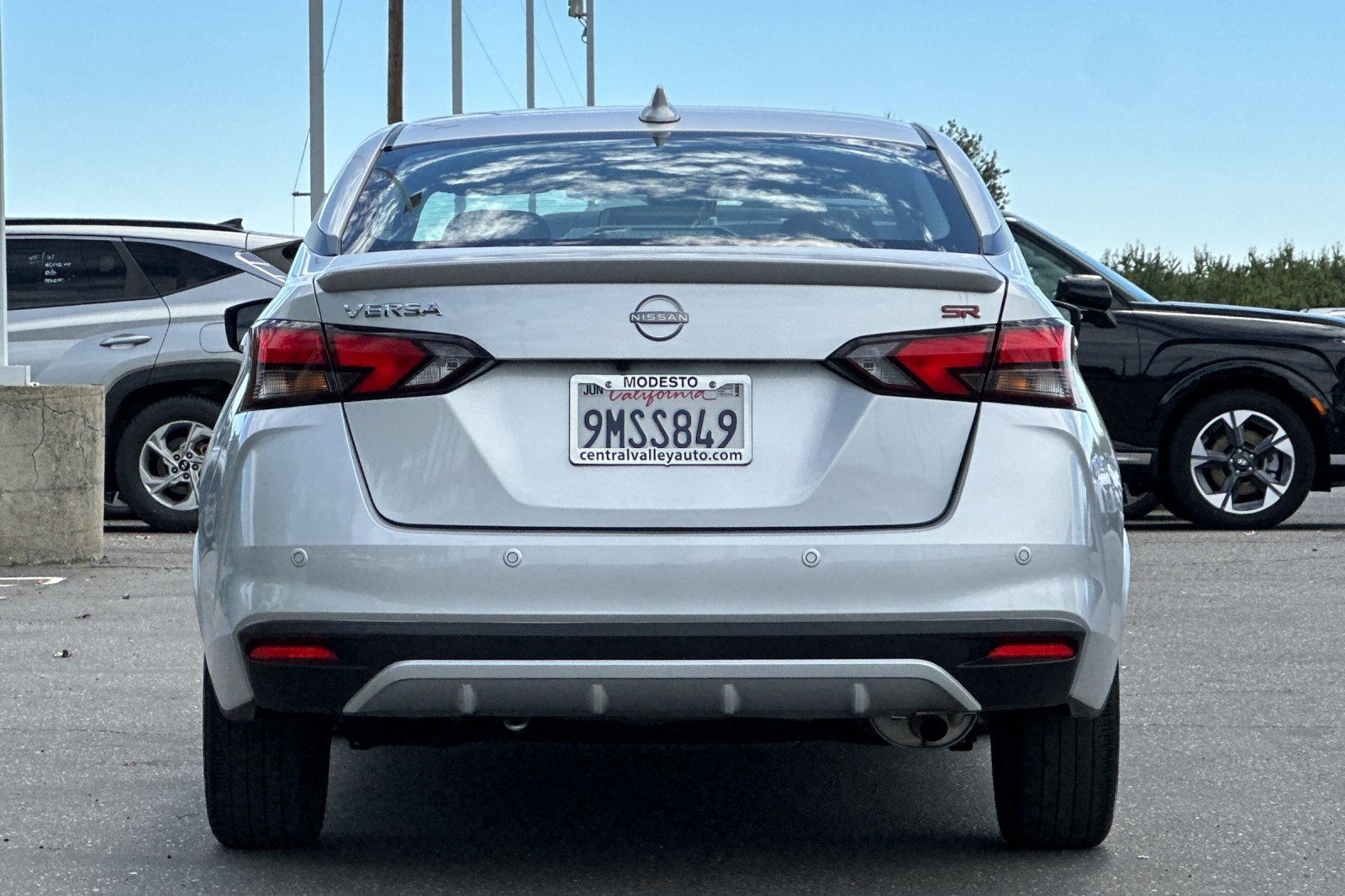 Certified Used 2024 Brilliant Silver Metallic Nissan SR image 5