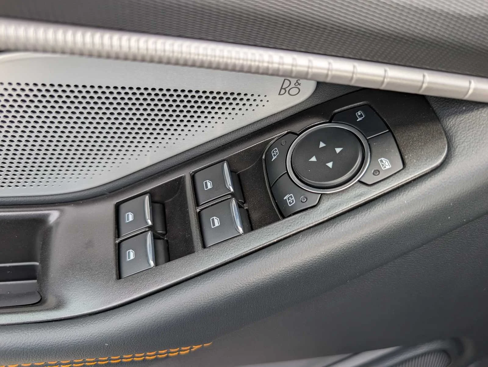New 2026 Agate Black Metallic Ford Tremor® image 35