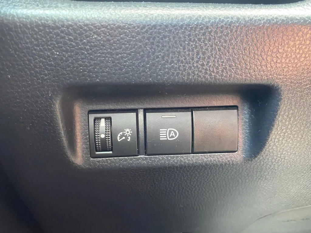 Used 2019 Gray Toyota LE image 26