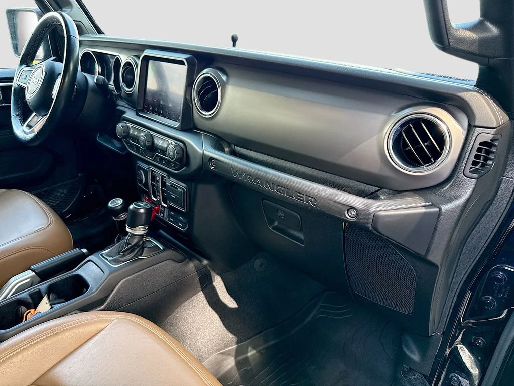 Used 2021 Black Clearcoat Jeep Unlimited Rubicon image 30