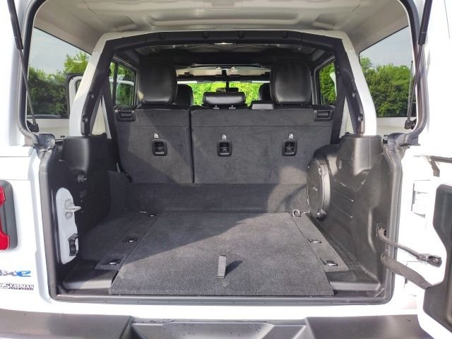 Used 2023 White Jeep Sahara 4xe image 27