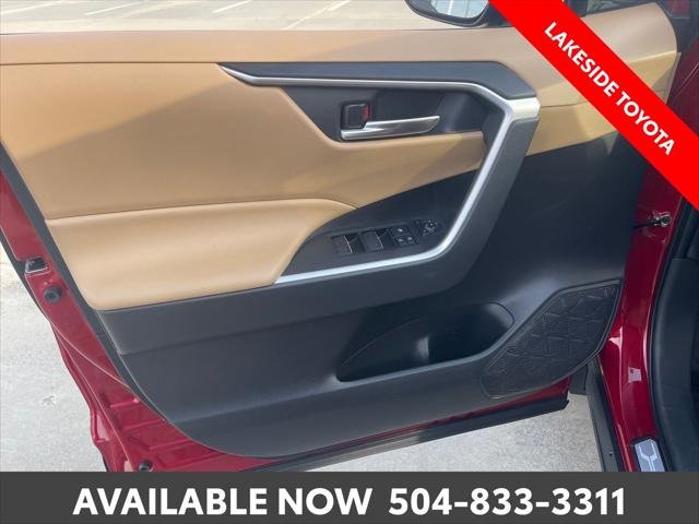 Certified Used 2025 RED MC. Toyota  image 25
