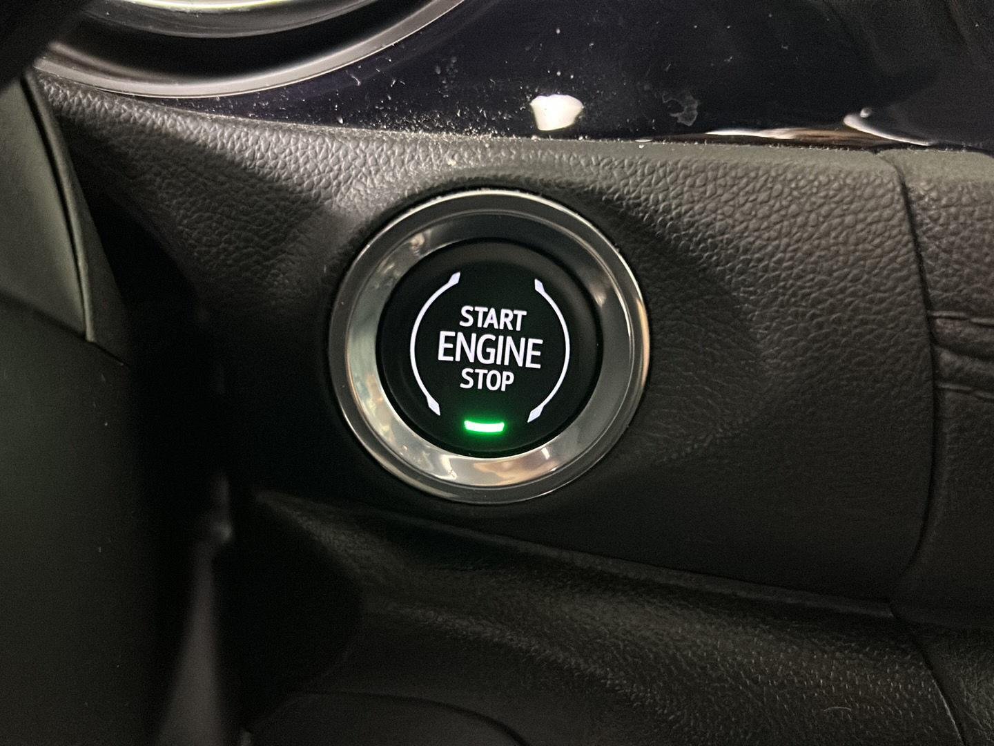 Used 2023 Cinnabar Metallic Buick Select image 22