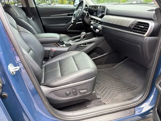Used 2025 Blue Kia EX image 13