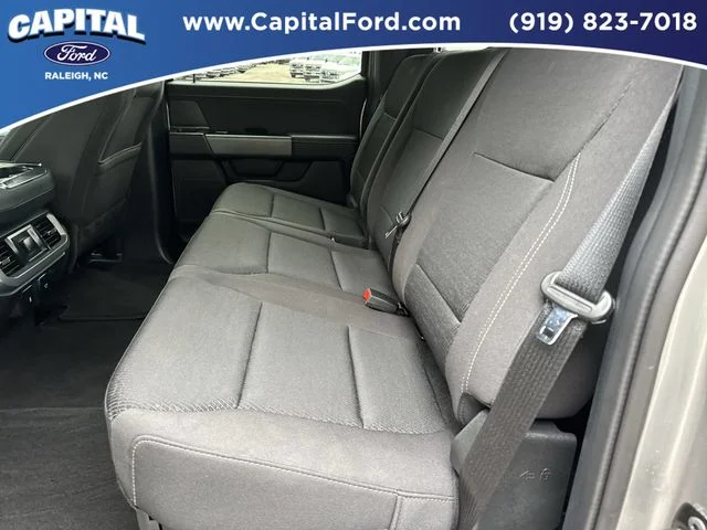 Used 2025 Silver Ford XLT image 18
