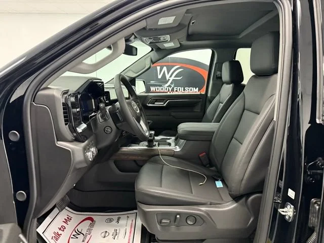 New 2026 Onyx Black GMC SLT image 9