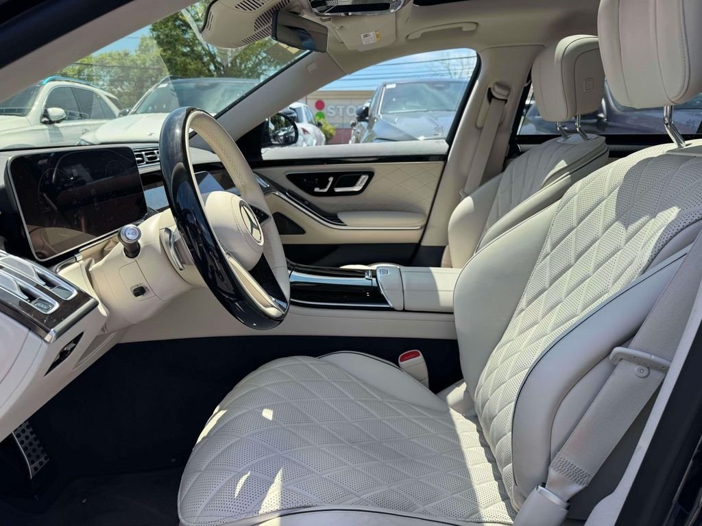 Used 2022 Black Mercedes-Benz S 500 image 4