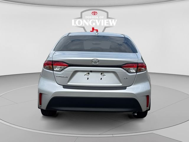 Certified Used 2025 Classic Silver Metallic Toyota LE image 4