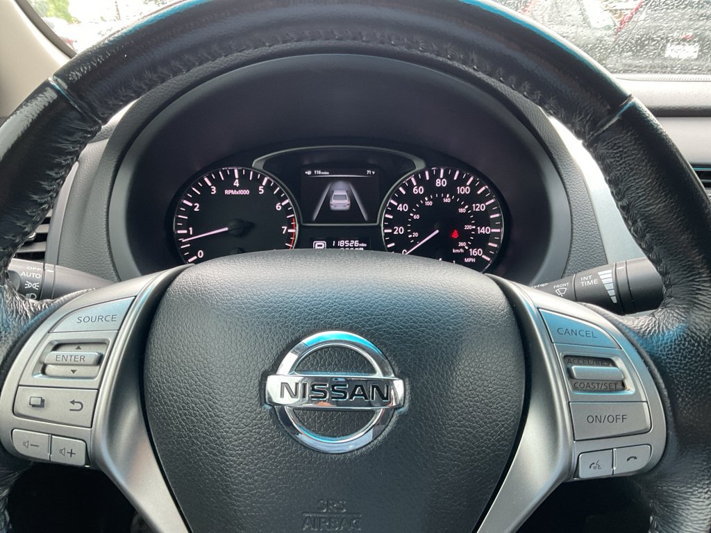 Used 2013 Super Black Nissan 2.5 SV image 19
