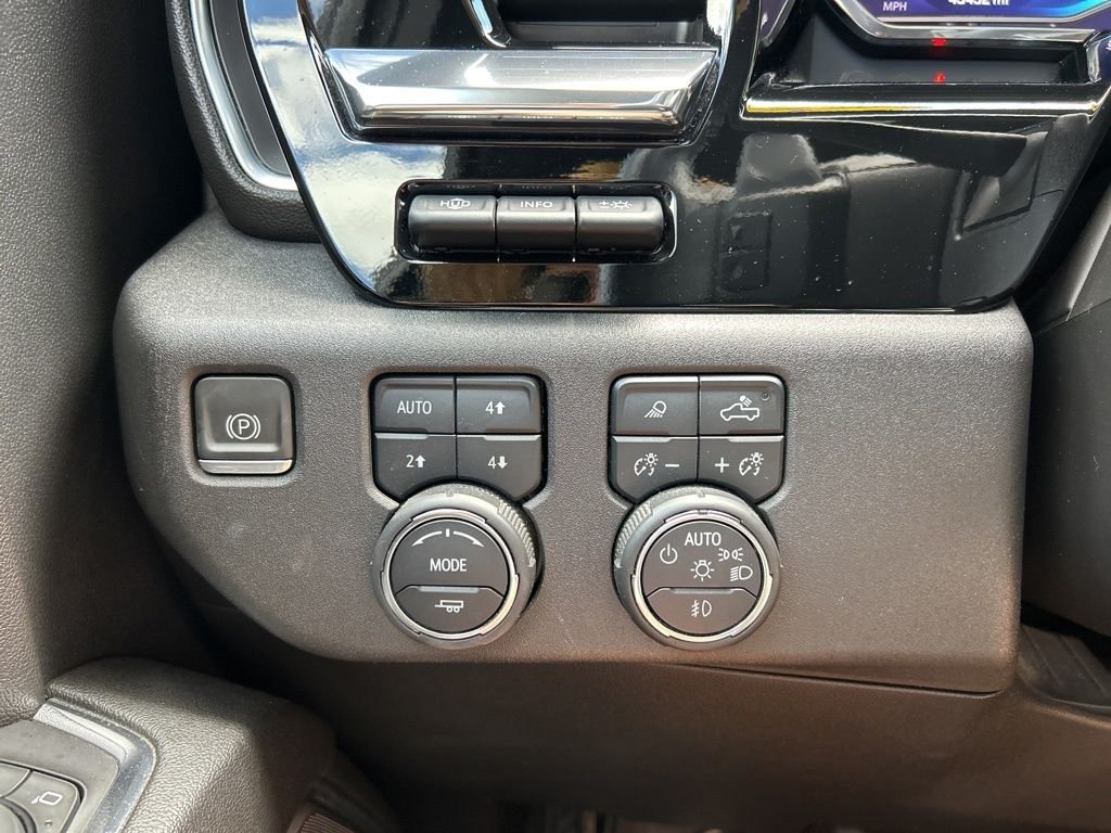 Used 2023 Black Chevrolet High Country image 30
