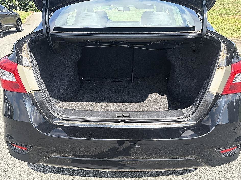 Used 2018 Super Black Nissan SV image 23