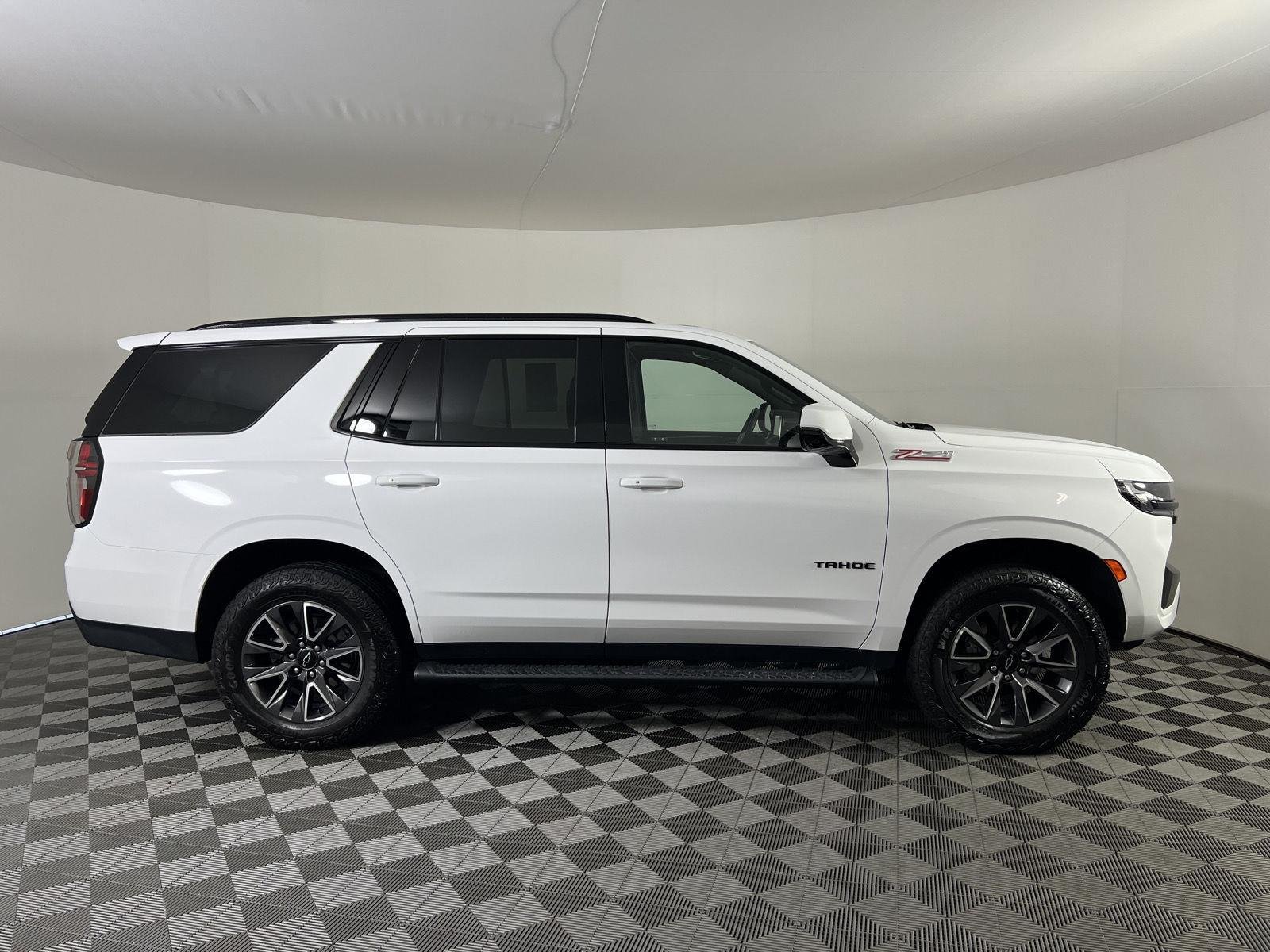 Used 2024 Summit White Chevrolet Z71 image 28