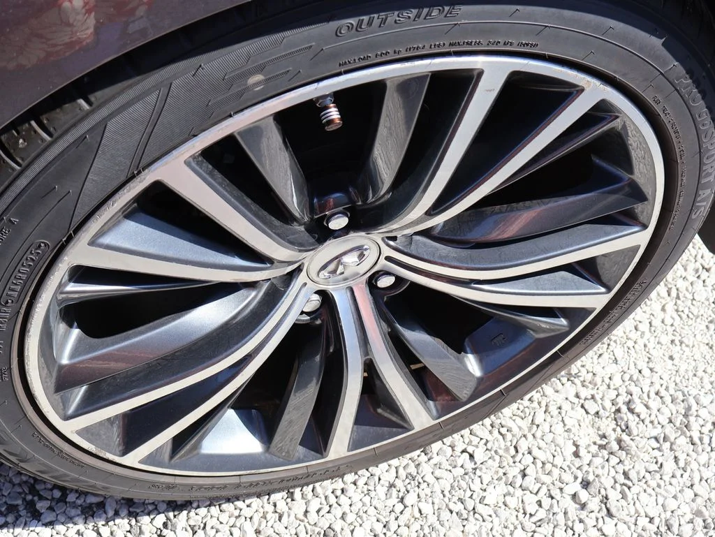 Used 2019 Gray INFINITI 3.0t LUXE image 25