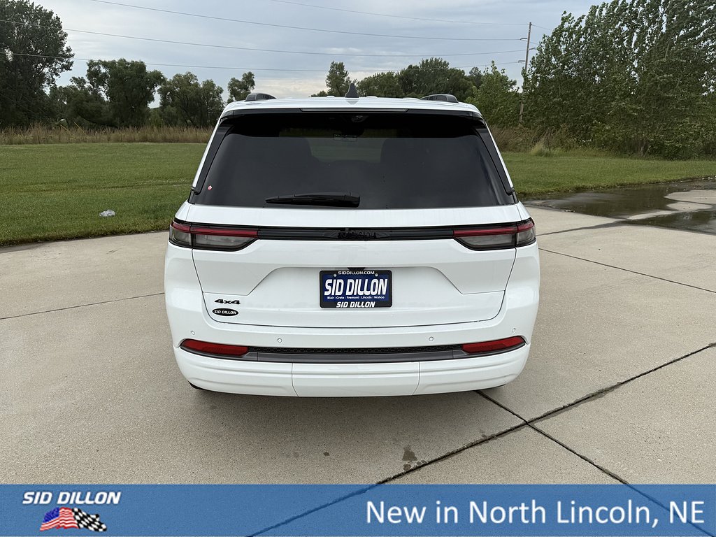 New 2027 Bright White Clearcoat Jeep Limited Reserve image 4