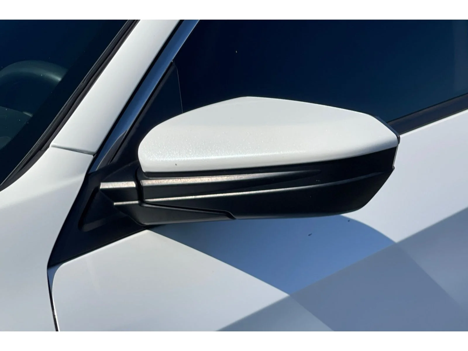 Used 2019 Platinum White Pearl Honda EX-L image 10