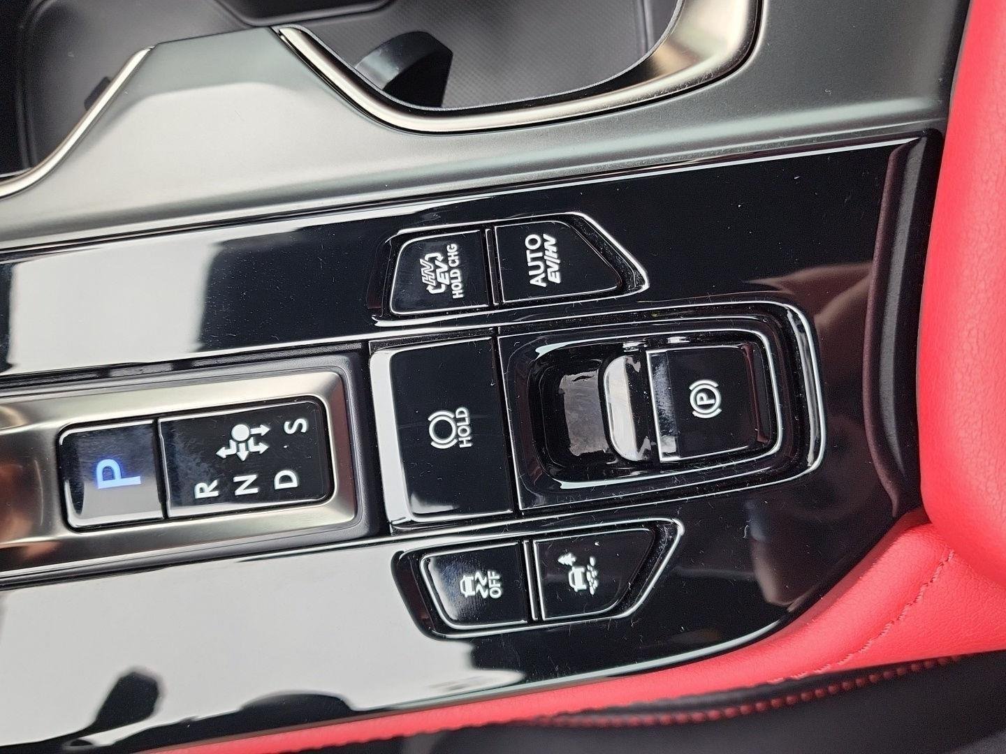 Used 2025 Ultra White Lexus NX 450h+ F SPORT Handling image 21