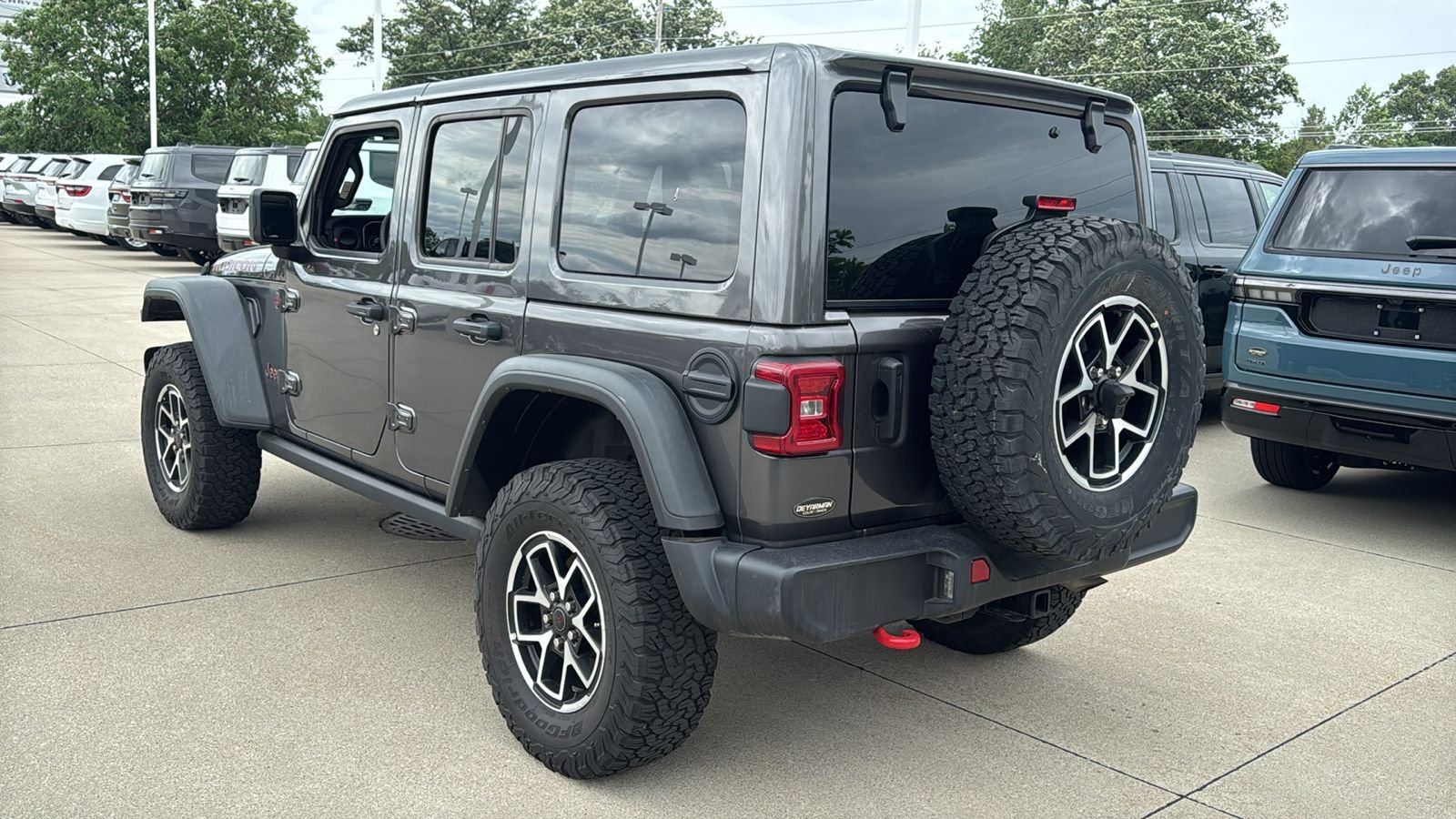 Certified Used 2025 Gray Jeep Rubicon image 11