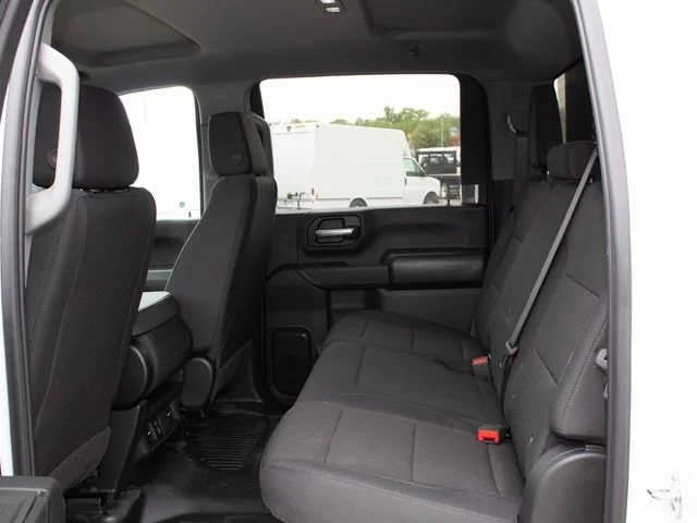 2025 GMC Sierra 3500HD Pro - Photo 17
