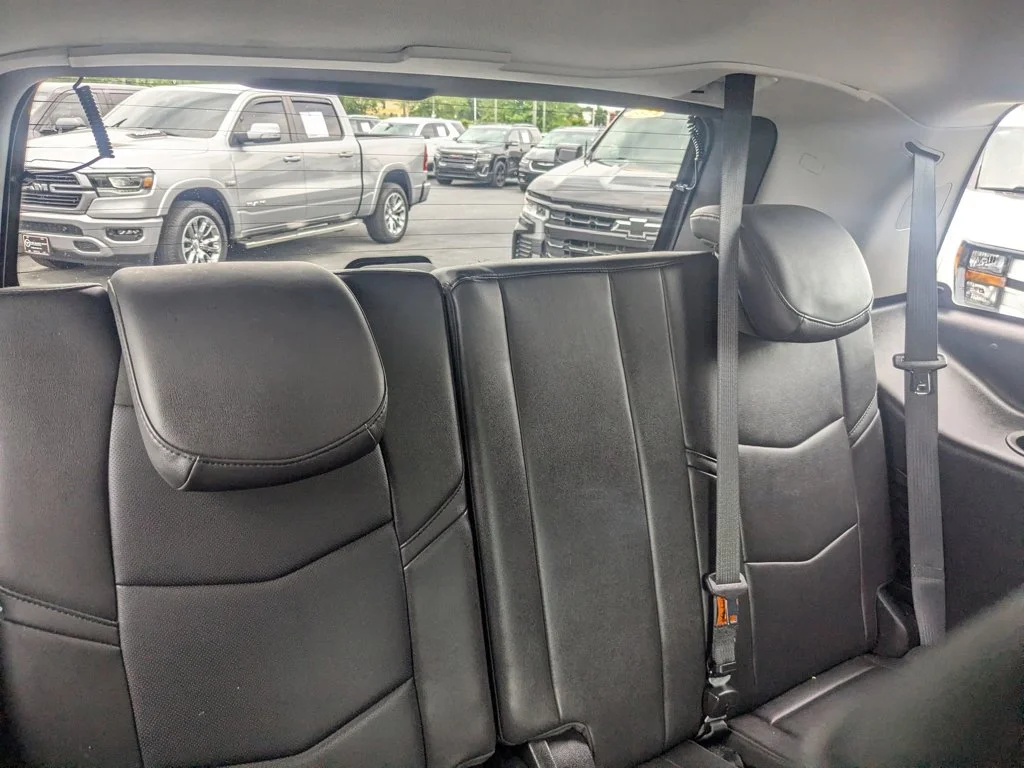 Used 2019 Black Raven Cadillac Luxury image 30