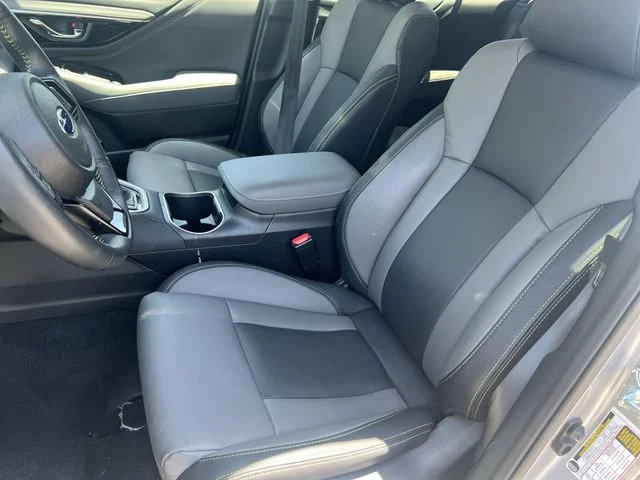 Used 2025 Silver Subaru Onyx Edition image 18