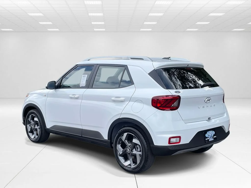 New 2026 White Hyundai SEL image 4