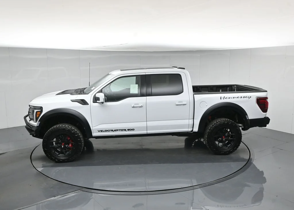 New 2026 Oxford White Ford Raptor image 47